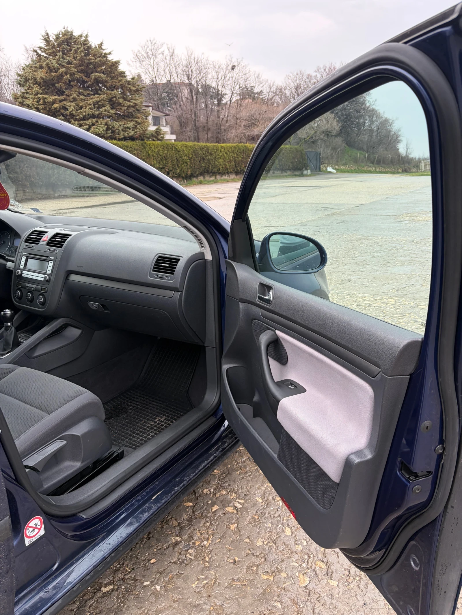 VW Golf 1, 9 TDI, снимка 12 - Автомобили и джипове - 54209500