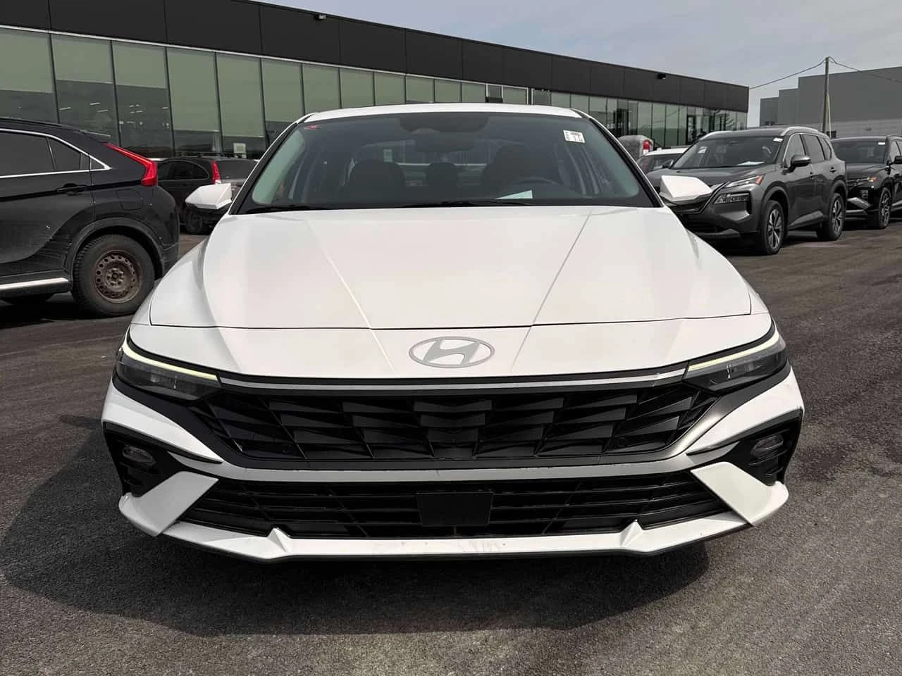 Hyundai Elantra * Luxury * 2 �����* �������* KEYLESS* PANO*  | Mobile.bg � ����������� 6