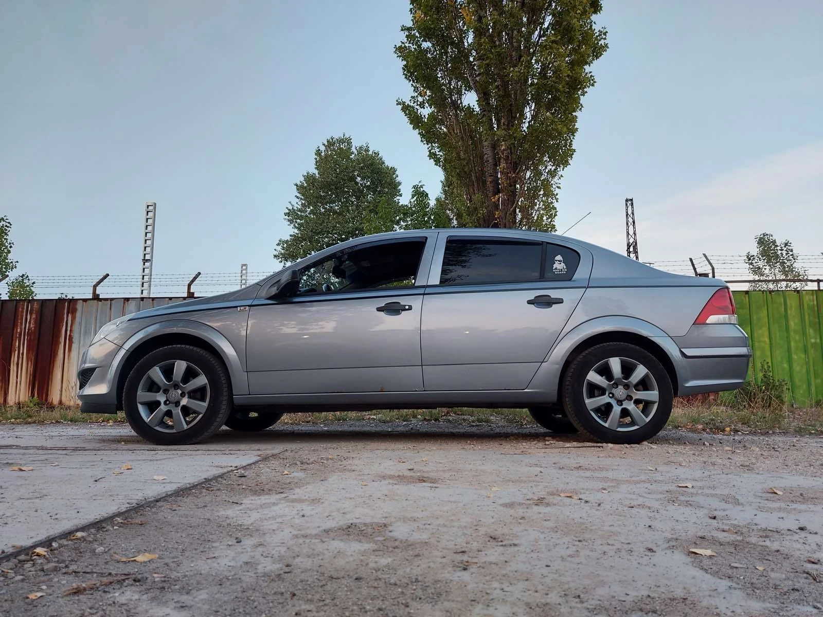Opel Astra, снимка 2 - Автомобили и джипове - 54901248