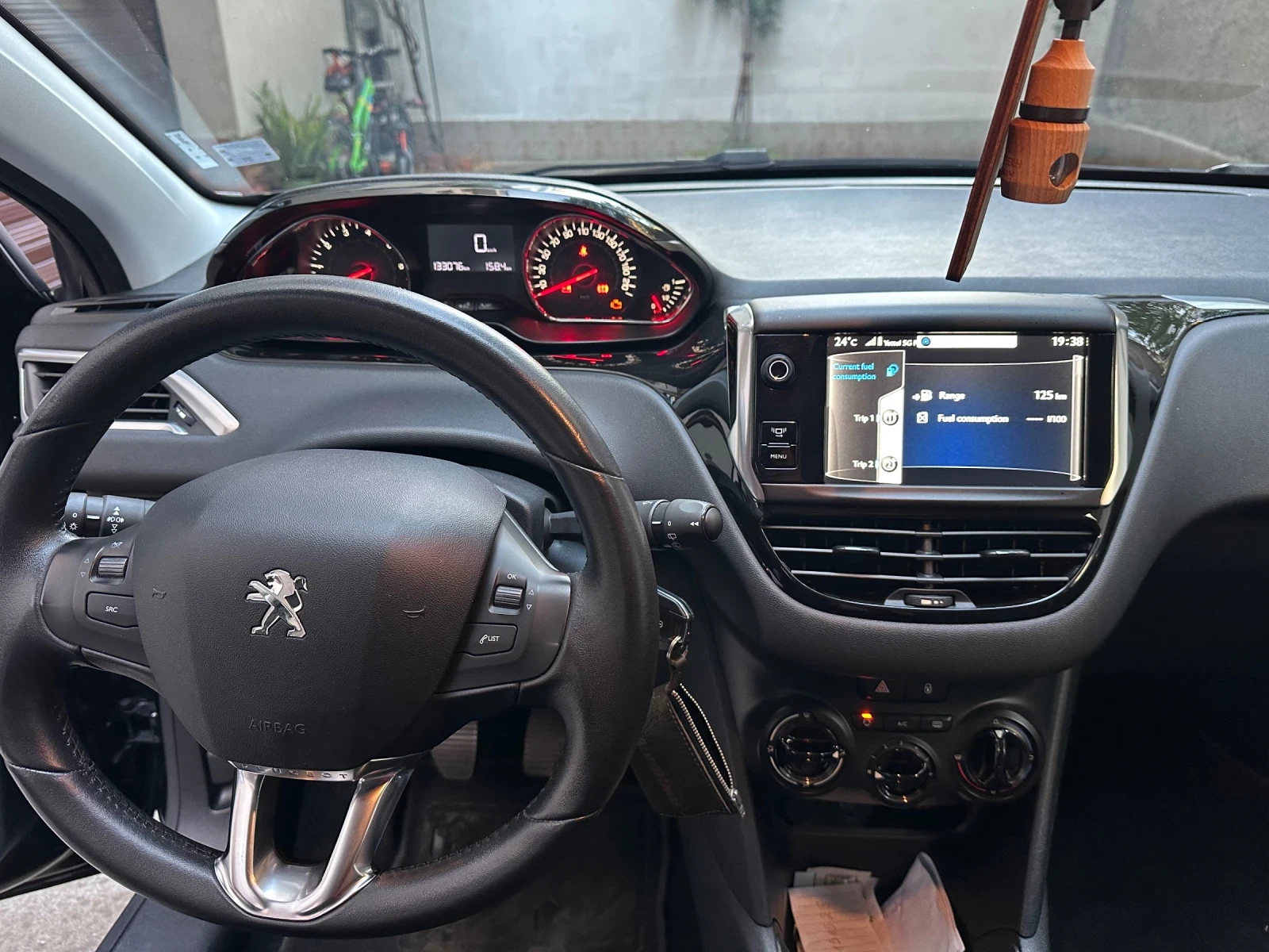 Peugeot 208 1.2 ������ 82 �.� Style | Mobile.bg � ����������� 12