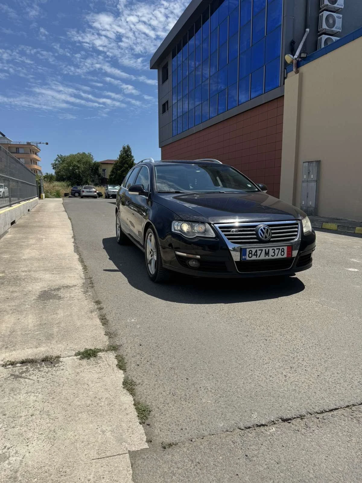VW Passat 2.0 TDI, снимка 4 - Автомобили и джипове - 55183010