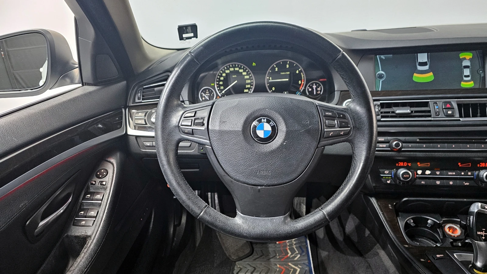 BMW 520 D, снимка 10 - Автомобили и джипове - 55404702