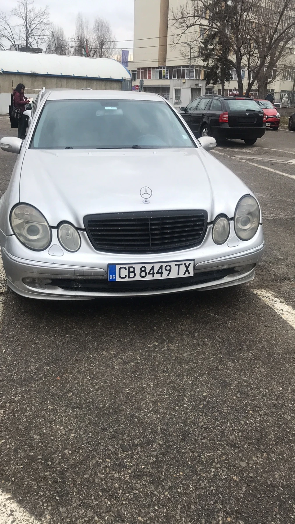 Mercedes-Benz E 270, снимка 4 - Автомобили и джипове - 56125651