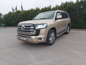 Toyota Land cruiser  V8, FACELIFT 2024 г.! , снимка 3