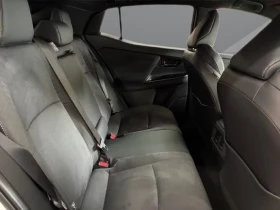 Toyota C-HR + AWD New Model = NEW = Гаранция, снимка 11