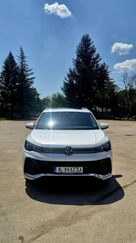 VW Tiguan R-Line, снимка 3