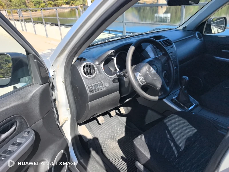 Suzuki Grand vitara 2.0I - АГУ, снимка 8 - Автомобили и джипове - 52646315