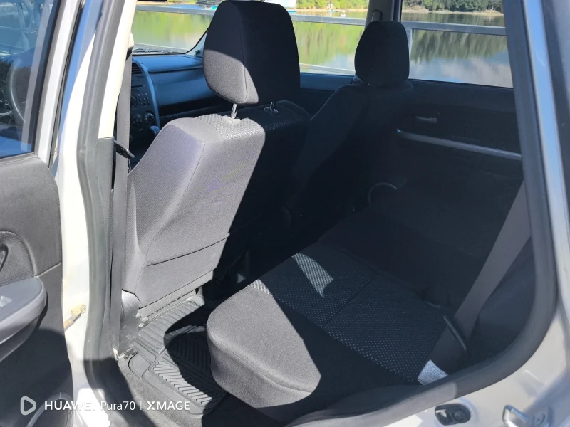 Suzuki Grand vitara 2.0I - АГУ, снимка 9 - Автомобили и джипове - 52646315