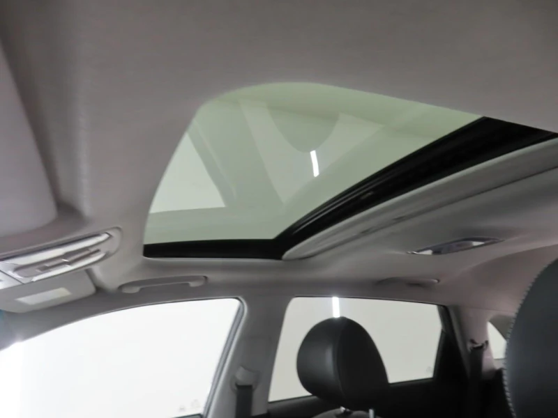 Kia Niro EV 64kWh full electric 204PS, снимка 11 - Автомобили и джипове - 52697218