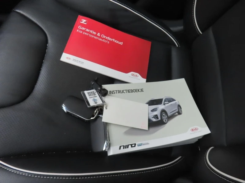 Kia Niro EV 64kWh full electric 204PS, снимка 12 - Автомобили и джипове - 52697218