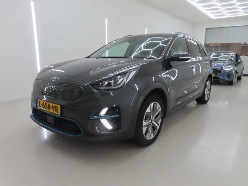 Kia Niro EV 64kWh full electric 204PS, снимка 2 - Автомобили и джипове - 52697218