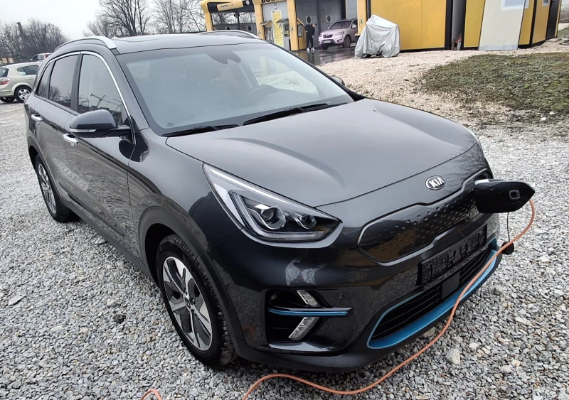 Kia Niro EV 64kWh ExecutiveLine+ full electric 204PS, снимка 6 - Автомобили и джипове - 52697218