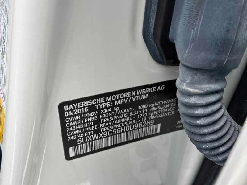 BMW X3 * xDrive28i * CARFAX * БЕЗ ПЪРВОНАЧАЛНА ВНОСКА, снимка 10 - Автомобили и джипове - 53080313