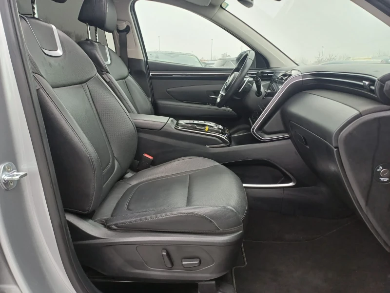 Hyundai Tucson, снимка 8 - Автомобили и джипове - 53389847