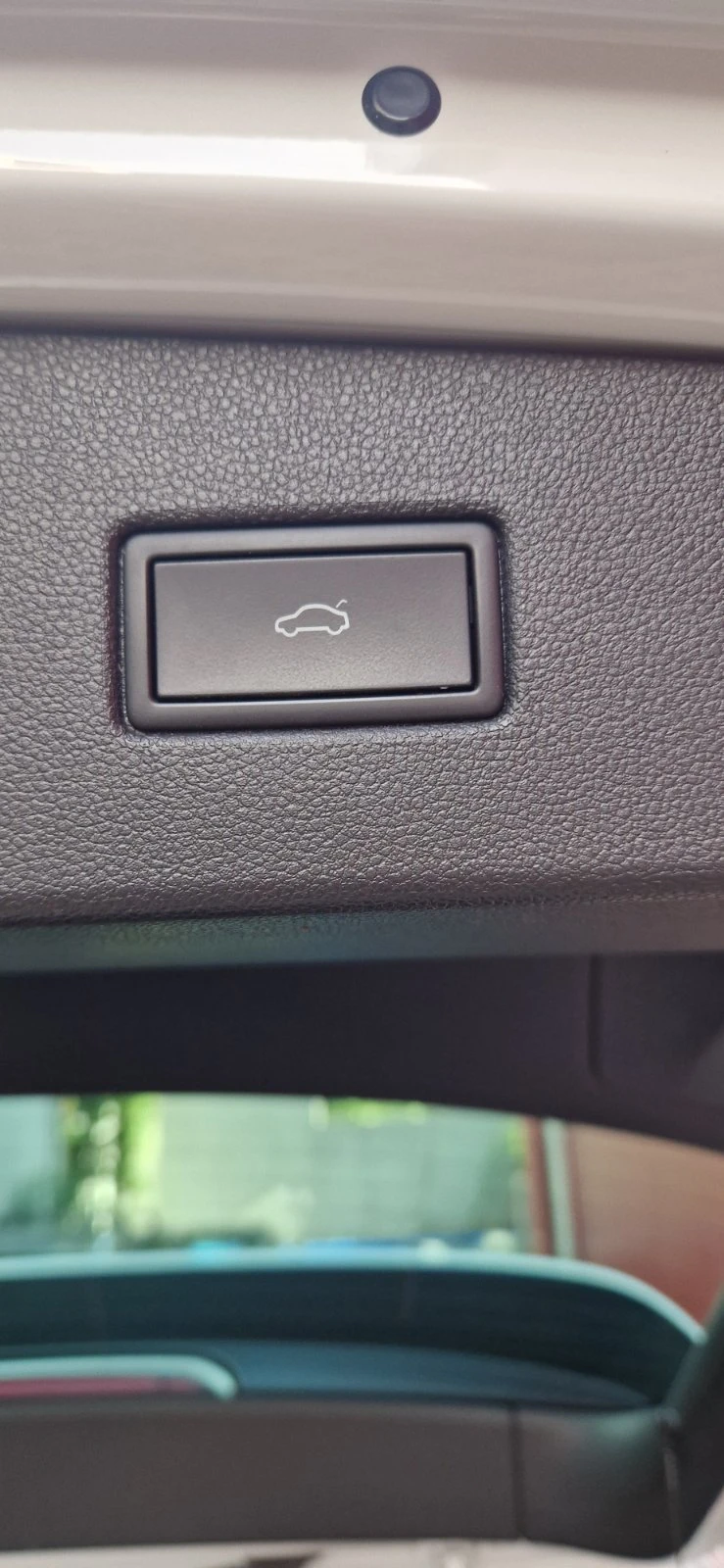 VW Tiguan R-Line В ГАРАНЦИЯ, снимка 12 - Автомобили и джипове - 52660739