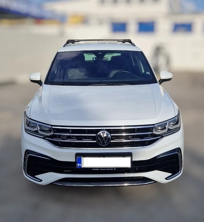 VW Tiguan R-Line В ГАРАНЦИЯ, снимка 3 - Автомобили и джипове - 52660739