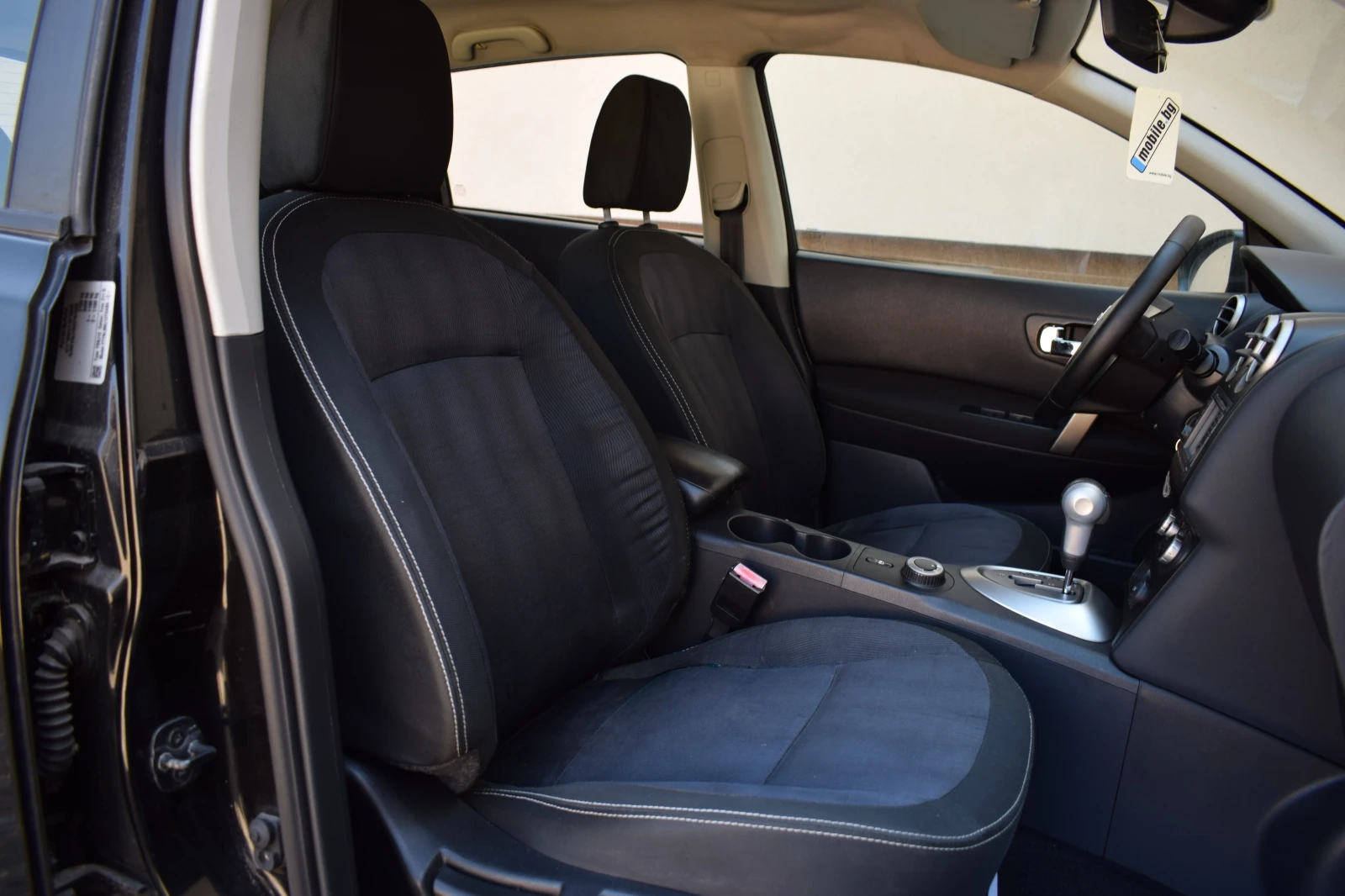 Nissan Qashqai 2.0 DCI-150 к.с. 4х4, снимка 13 - Автомобили и джипове - 45118822