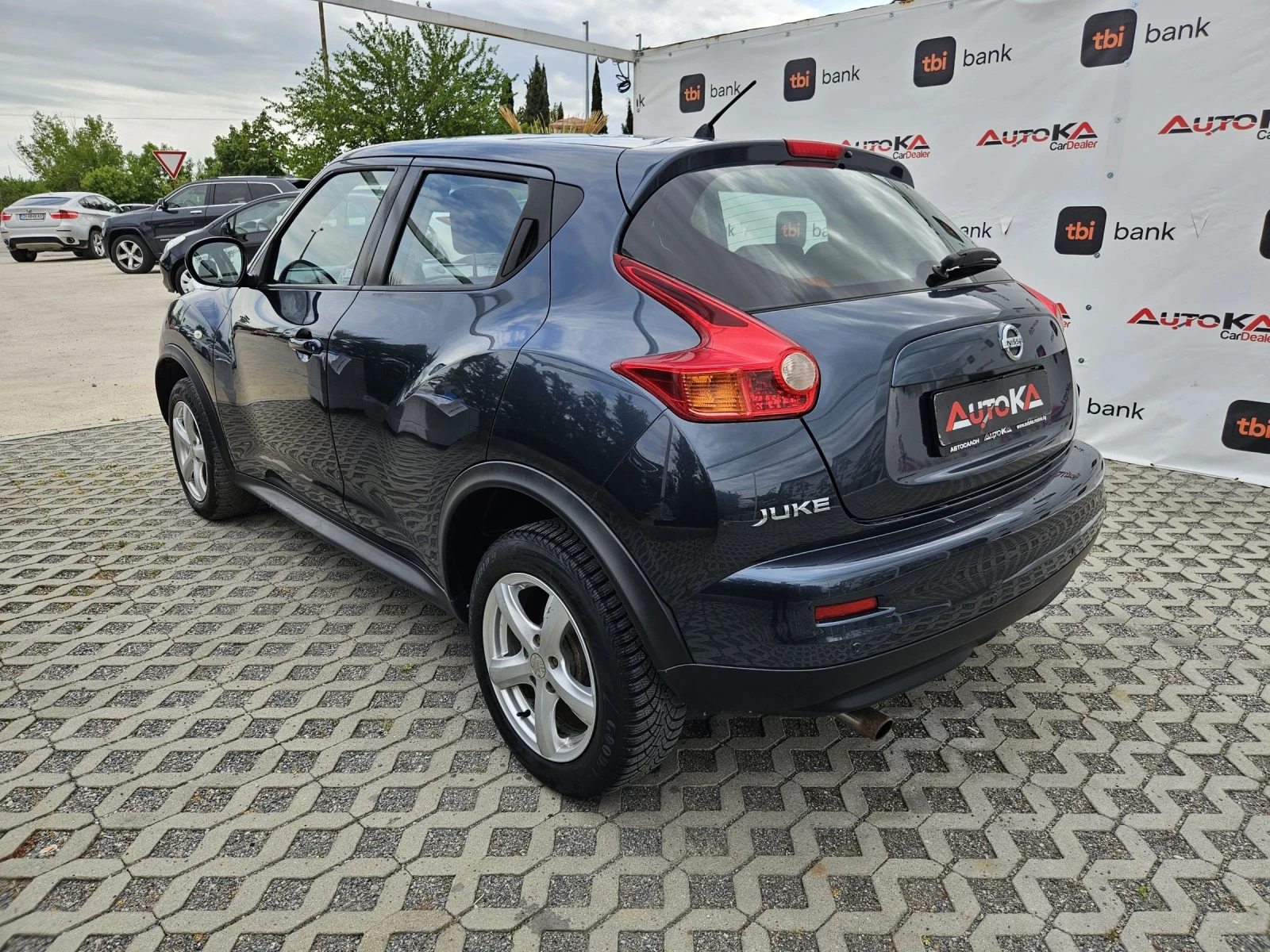 Nissan Juke 1.6i-117кс= АВТОПИЛОТ= КЛИМАТРОНИК - изображение 5