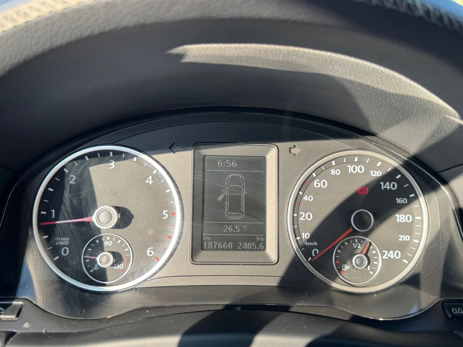 VW Tiguan 2.0 TDI - изображение 10