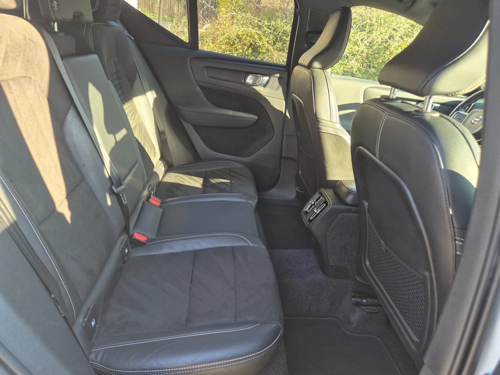 Volvo XC40 * R-Design * LUX * ����� �������� �������*  | Mobile.bg � ����������� 10