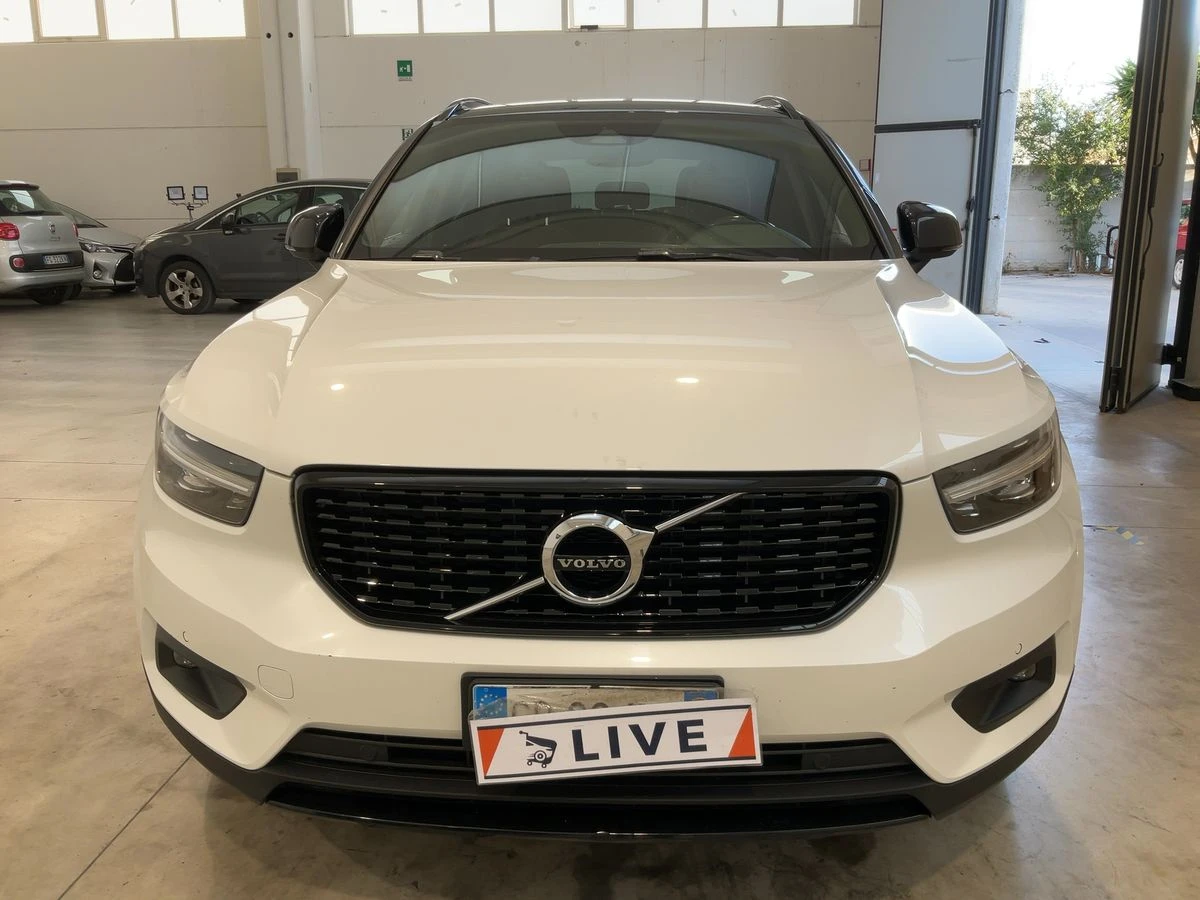Volvo XC40 * R-Design * LUX *   *  | Mobile.bg   5