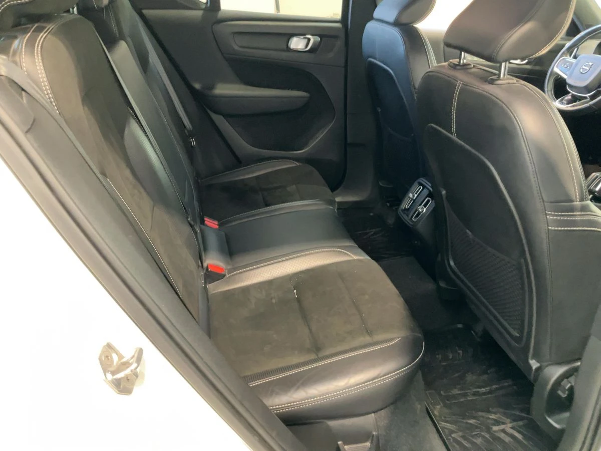 Volvo XC40 * R-Design * LUX *   *  | Mobile.bg   14