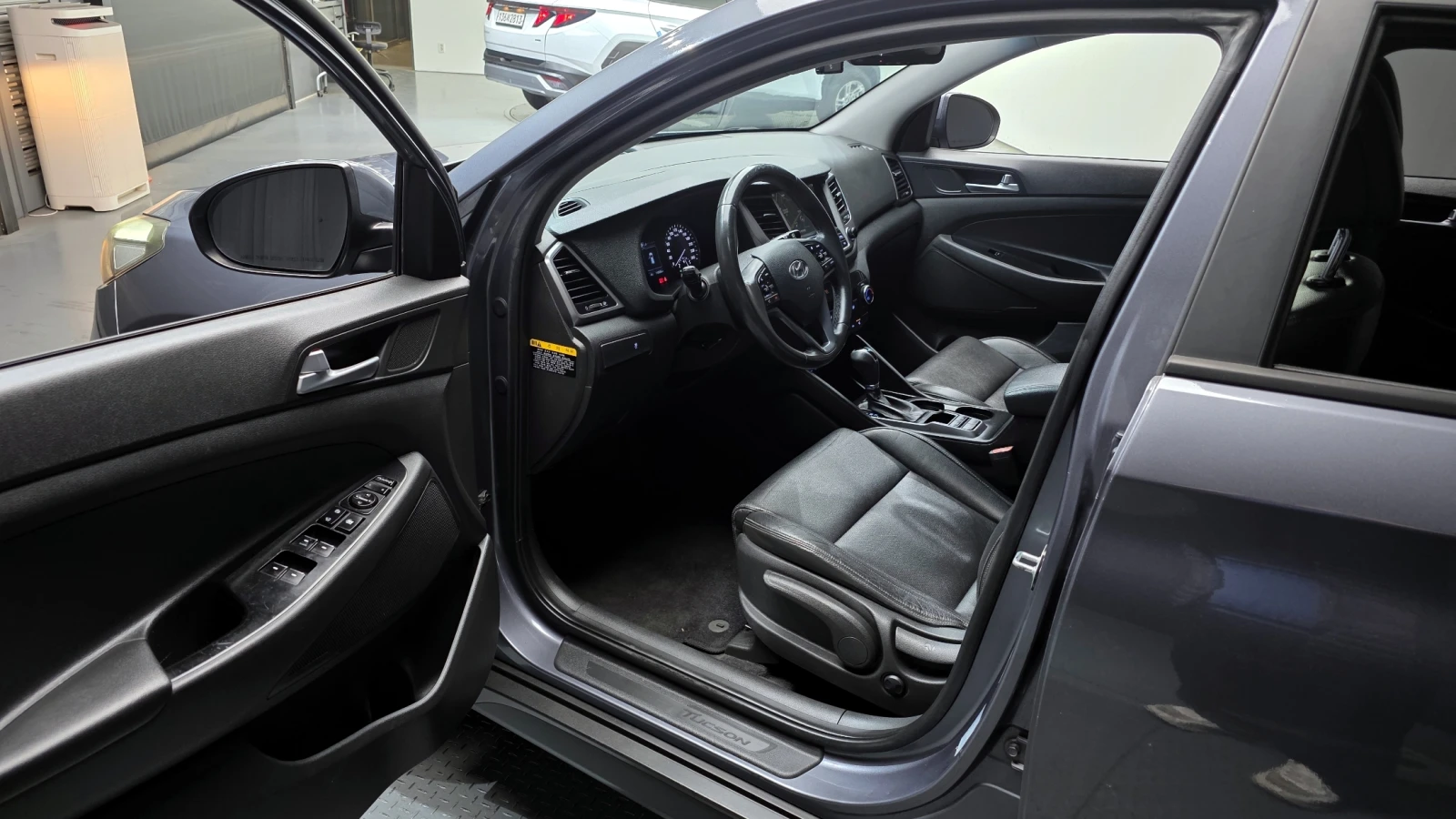 Hyundai Tucson 2.0CRDI/4x4/Пълна сервизна !!! - изображение 5