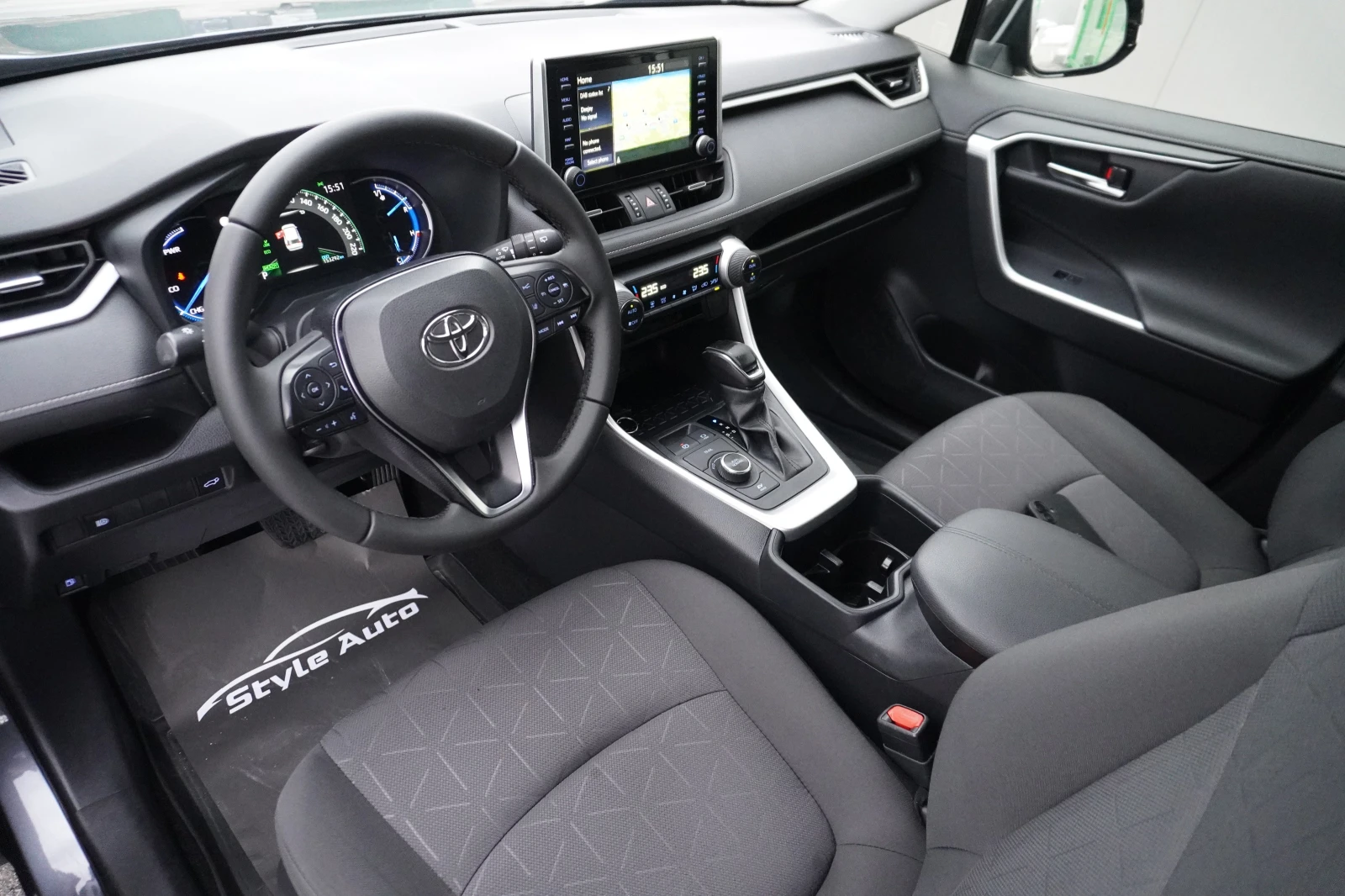 Toyota Rav4 2.5i HYBRID AWD FACE 2022 - изображение 8