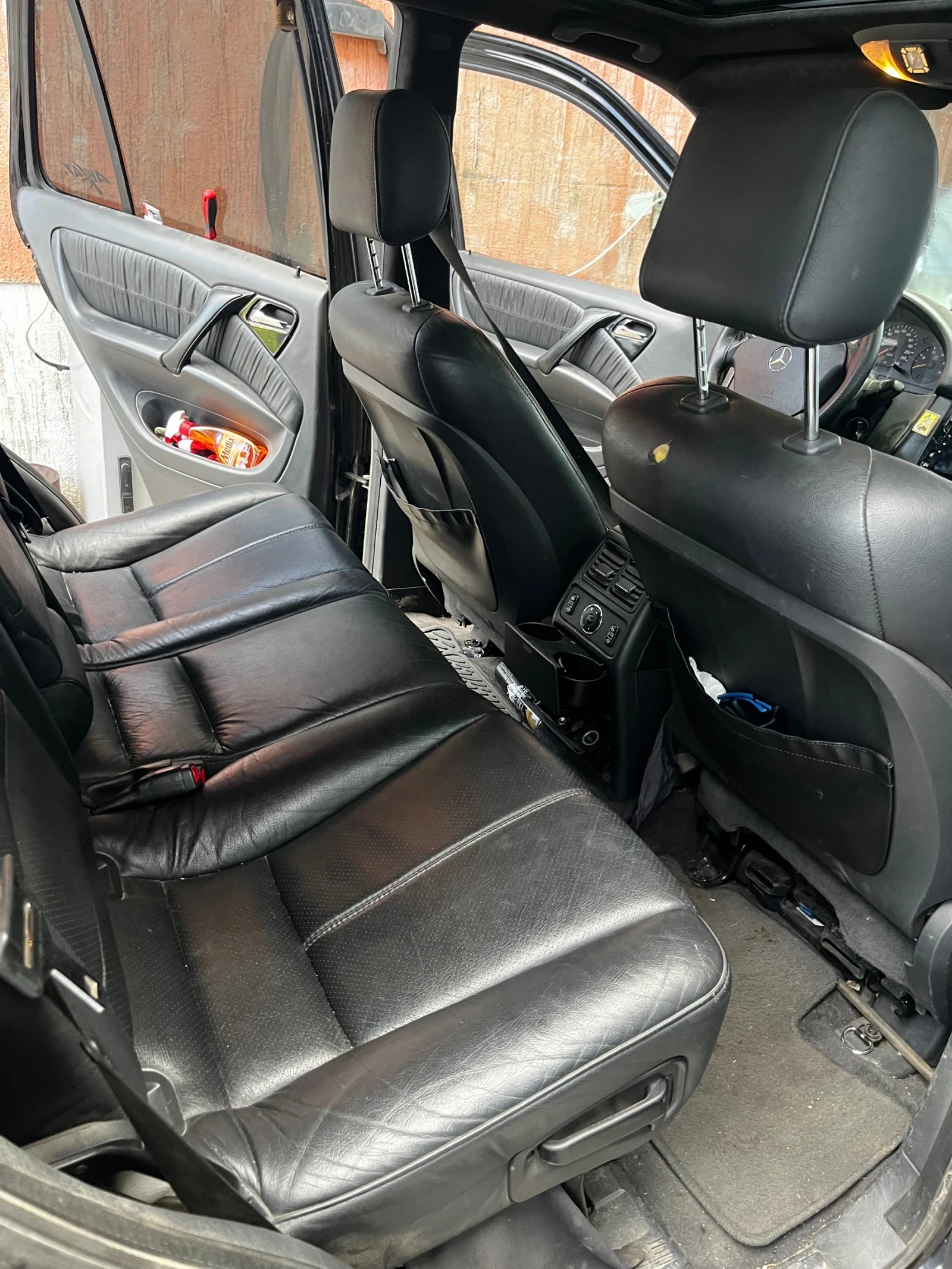 Mercedes-Benz ML 270, снимка 12 - Автомобили и джипове - 54620611
