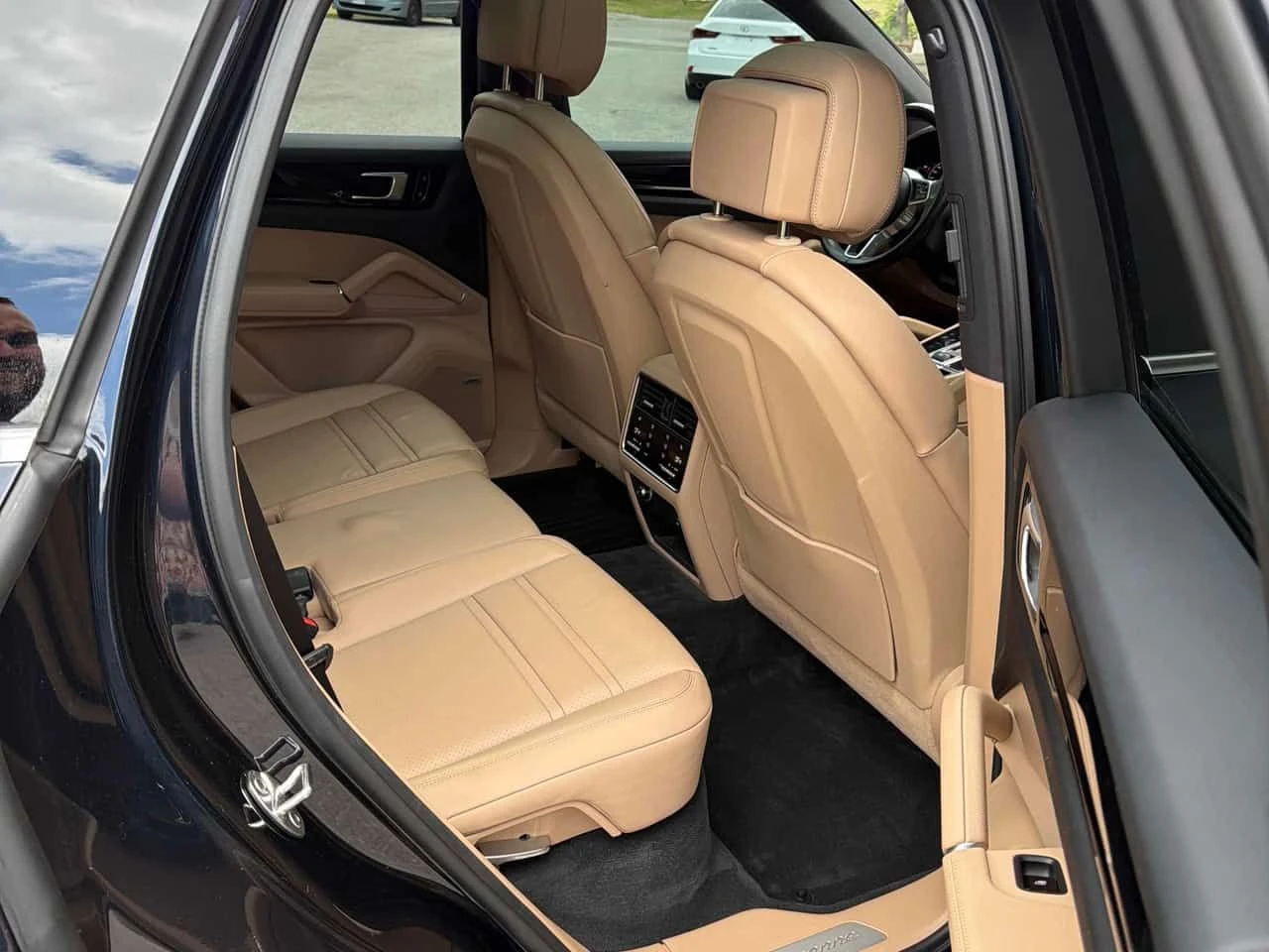 Porsche Cayenne * S * ПАНО * ОБДУХВАНЕ * ПОДГРЕВИ * 360 * , снимка 10 - Автомобили и джипове - 54858585