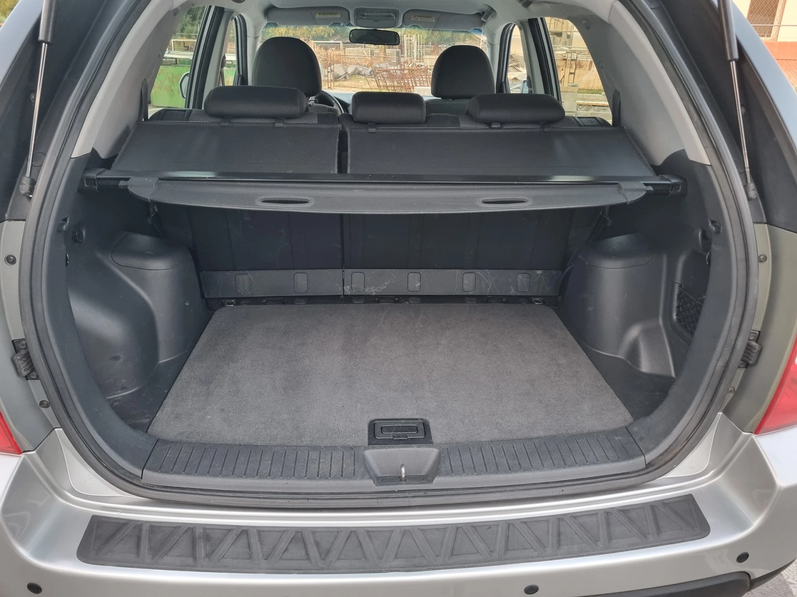 Kia Sportage 2.0i 4x4 GPL, снимка 15 - Автомобили и джипове - 55770286