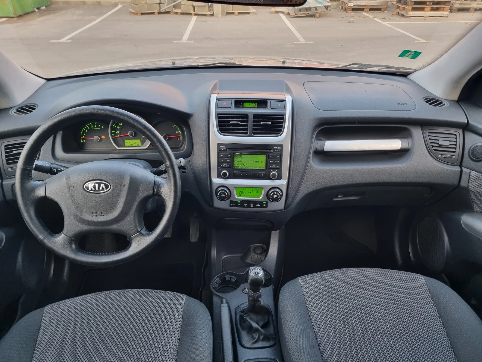 Kia Sportage 2.0i 4x4 GPL, снимка 14 - Автомобили и джипове - 55770286