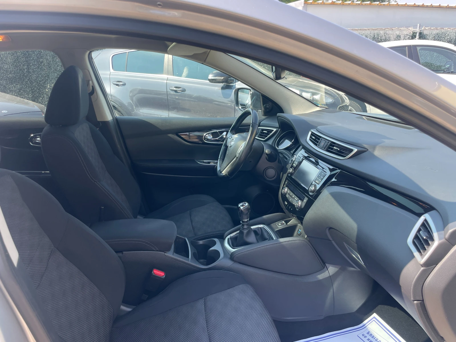 Nissan Qashqai /TEKNA/EY705LF ВИДЕО КЪМ ОБЯВАТА, снимка 14 - Автомобили и джипове - 55930567