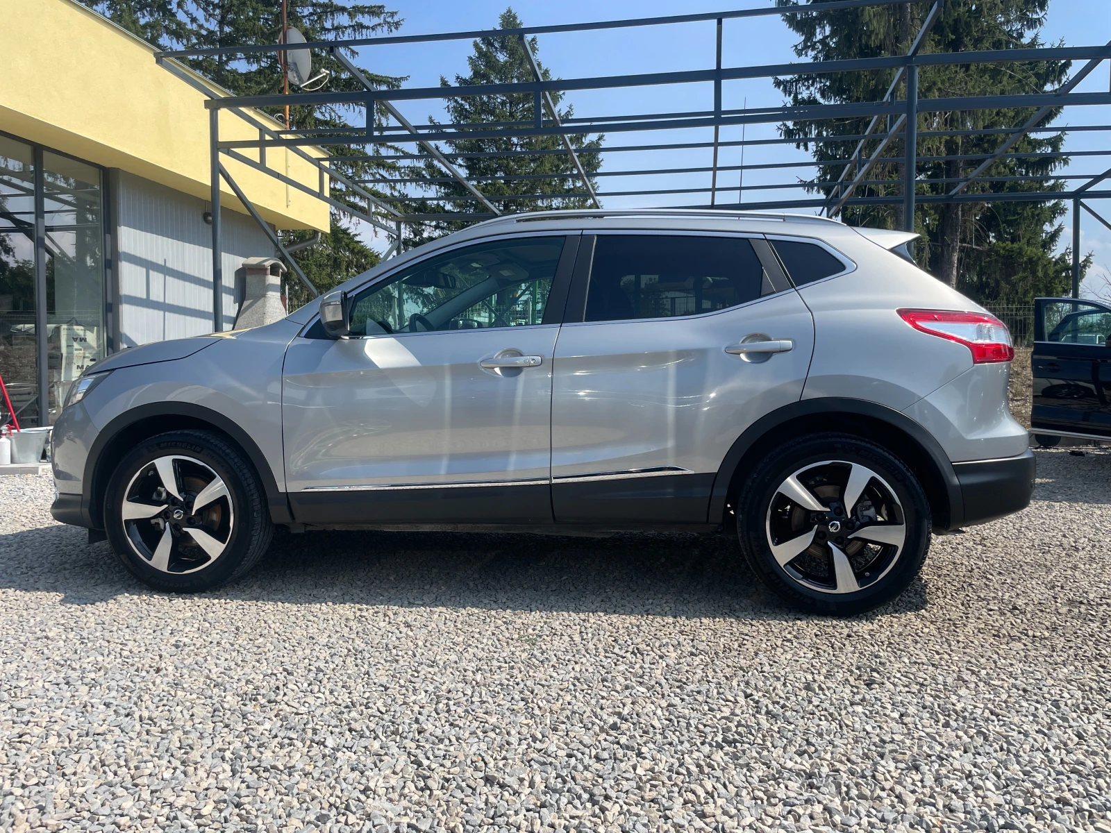 Nissan Qashqai /TEKNA/EY705LF ВИДЕО КЪМ ОБЯВАТА, снимка 8 - Автомобили и джипове - 55930567
