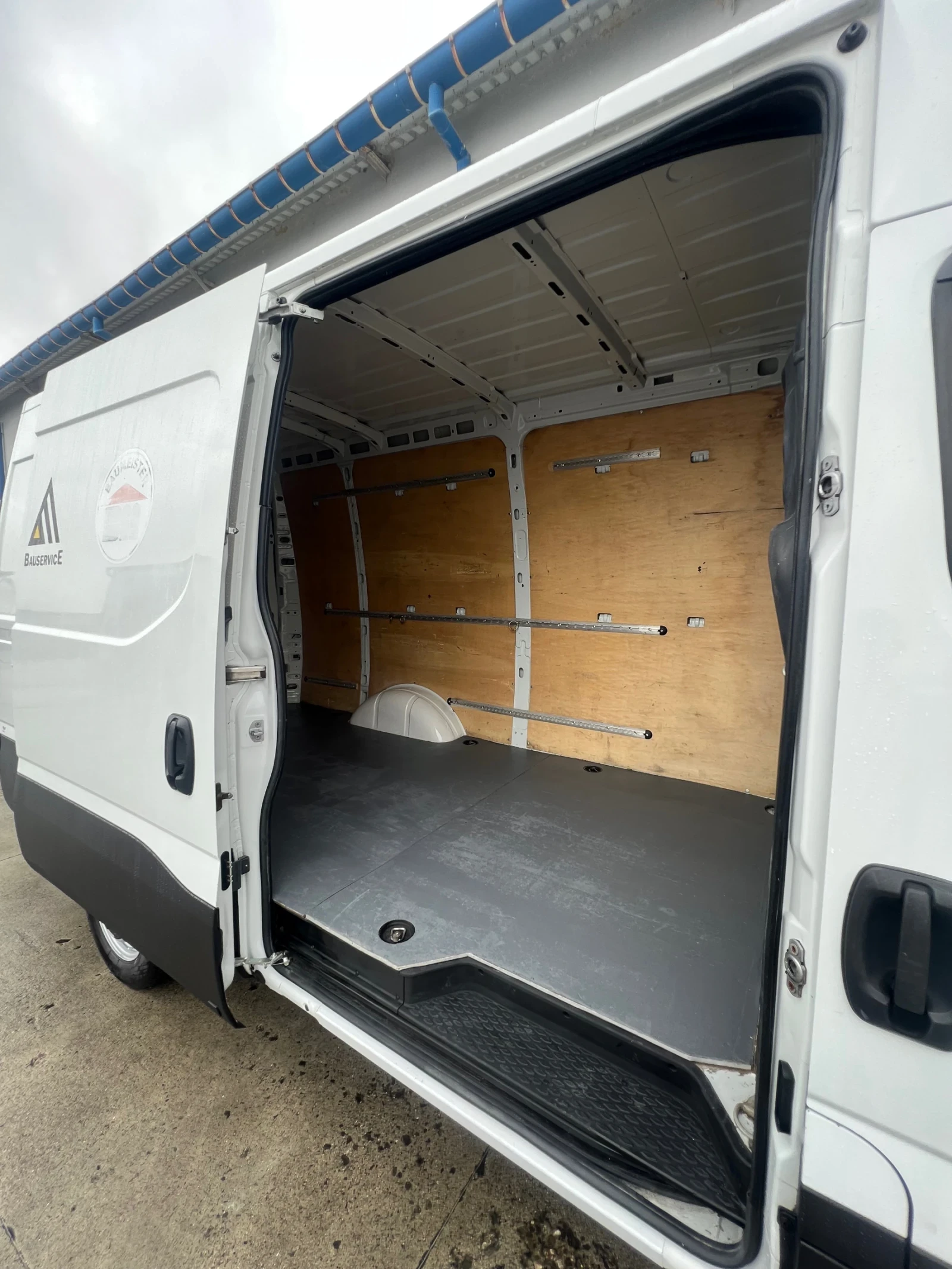 Iveco Daily 35s15 / 197 000км! /  3 000cc / Климатроник - изображение 10