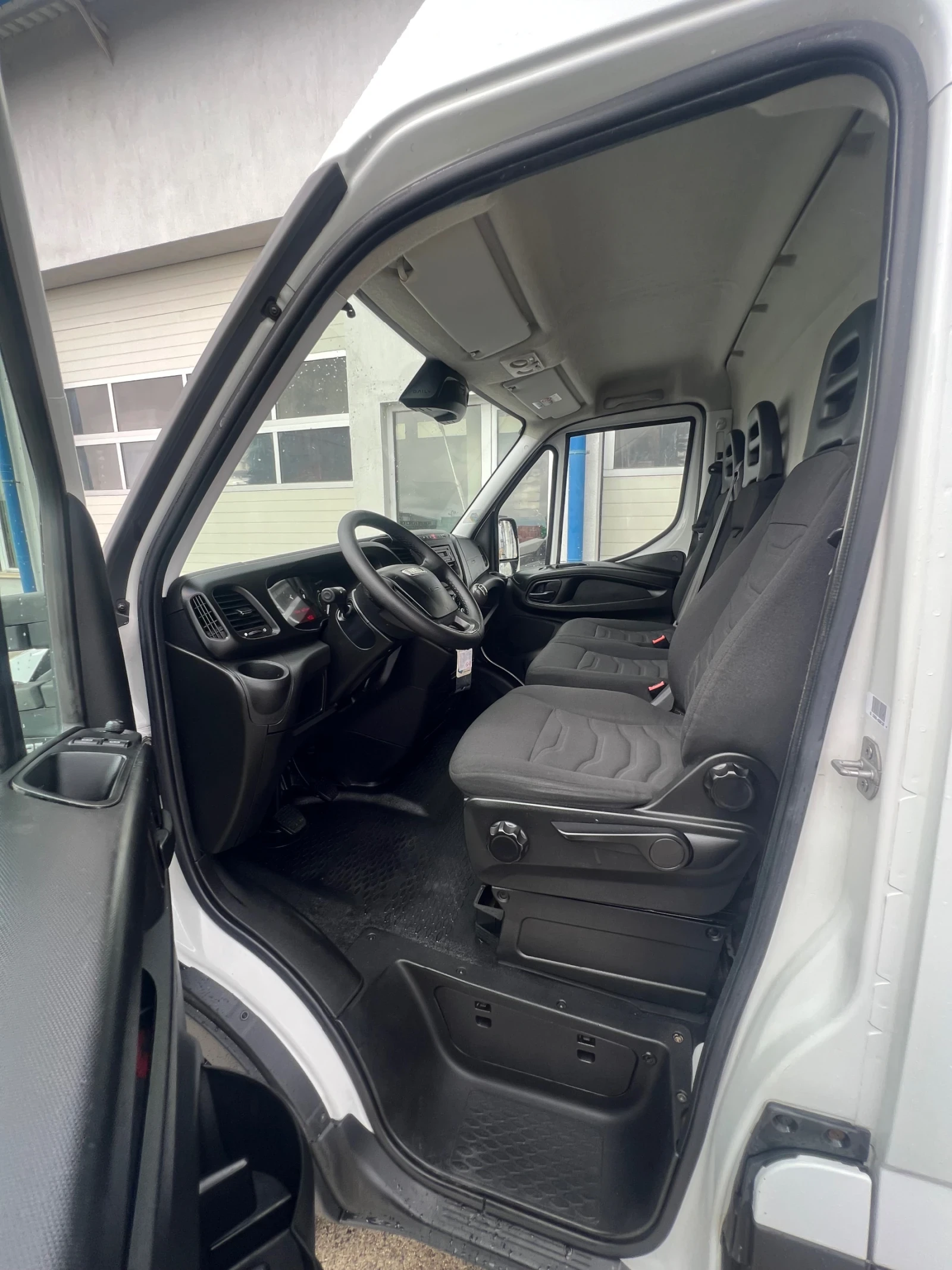 Iveco Daily 35s15 / 197 000! /  3 000cc /  | Mobile.bg   13