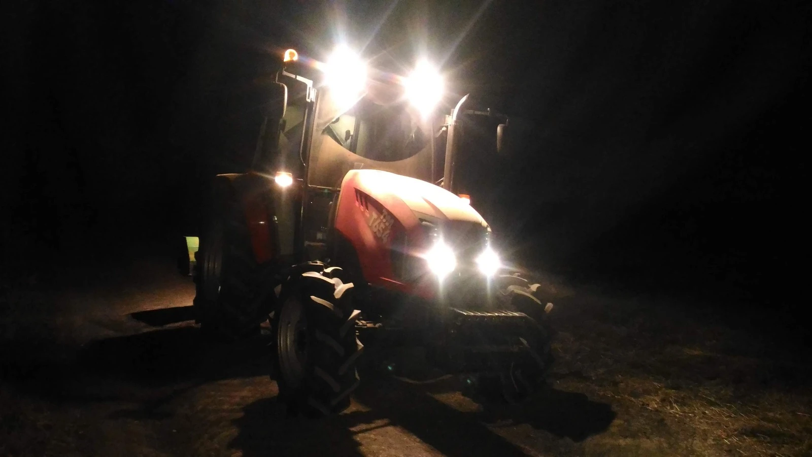 Трактор TYM T654, снимка 1