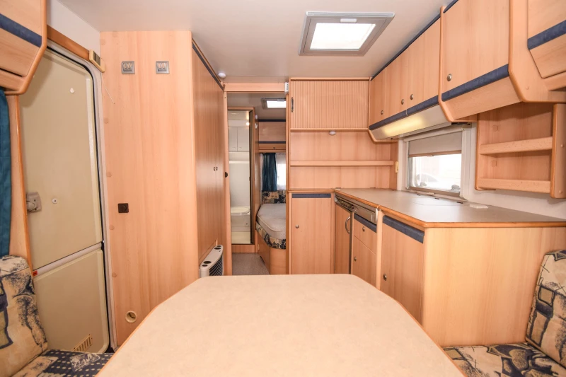 Каравана Knaus EIFELLAND SUNSHINE 495, снимка 8 - Каравани и кемпери - 49241839