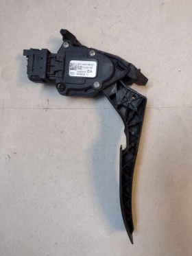 6PV 009 765-07  Педал газ Opel Astra J  6PV009765-07    GM 13252702, снимка 1 - Части - 49234916