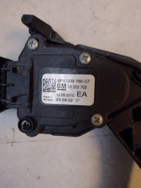 6PV 009 765-07  Педал газ Opel Astra J  6PV009765-07    GM 13252702, снимка 2 - Части - 49234916