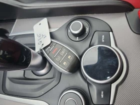 Alfa Romeo Giulia * TI SPORT * ПОДГРЕВ* KEYLESS* , снимка 8