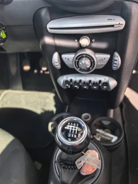 Mini Cooper 1.4-75 к.с Газ/бензин, снимка 7