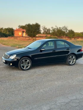 Mercedes-Benz C 200, снимка 4