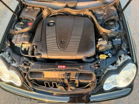 Mercedes-Benz C 200, снимка 11