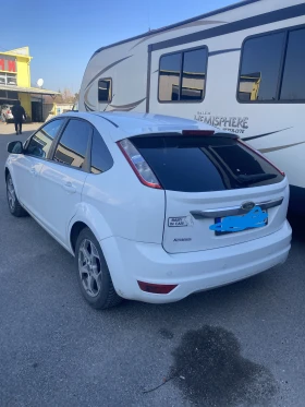 Ford Focus 2, 0  Titanium Газ , снимка 2