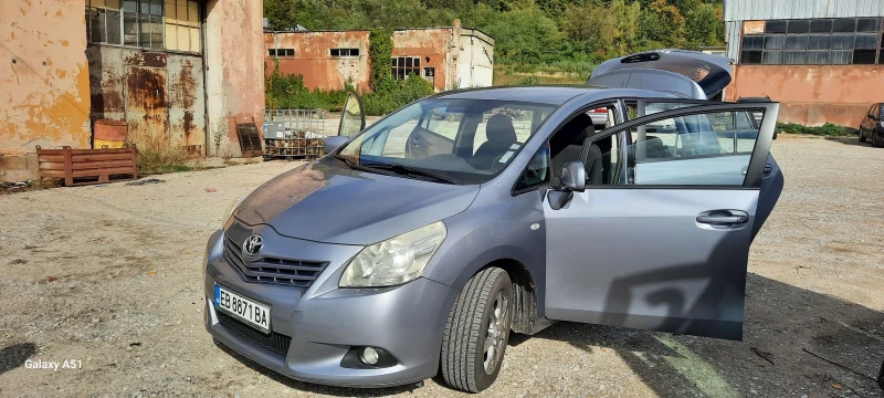 Toyota Verso, снимка 1 - Автомобили и джипове - 47430642