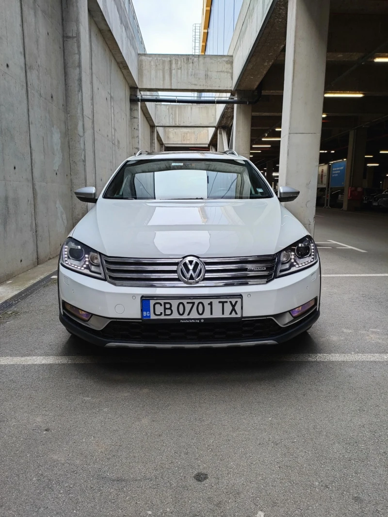 VW Passat Alltrack, снимка 3 - Автомобили и джипове - 47645775