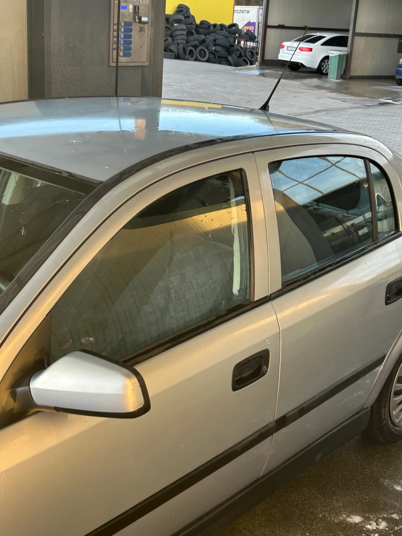 Opel Astra, снимка 6 - Автомобили и джипове - 48055009