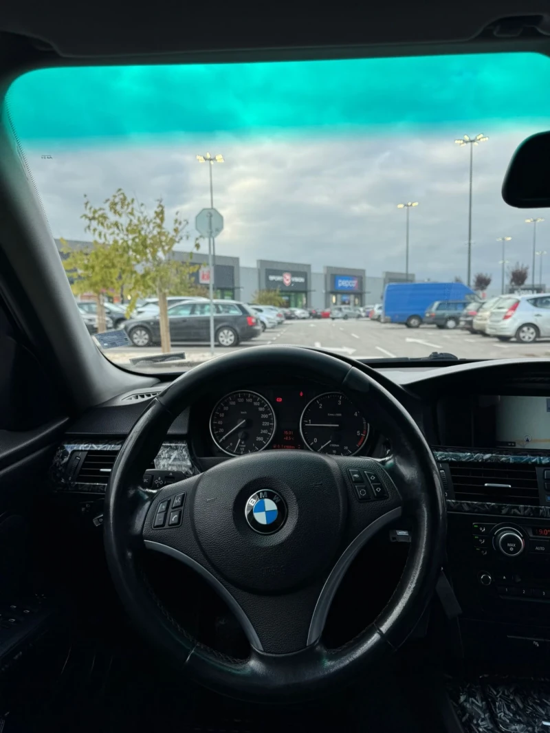 BMW 320, снимка 8 - Автомобили и джипове - 48131555