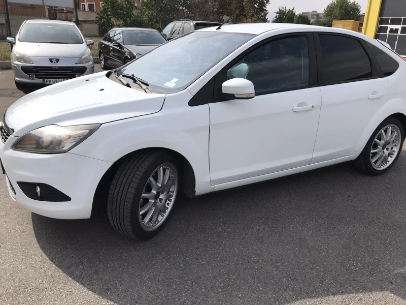 Ford Focus 2, 0  Titanium Газ , снимка 4 - Автомобили и джипове - 48359776